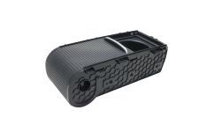 汽車水杯模具與箱包配件模具的創新應用 雙色與疊層包膠技術