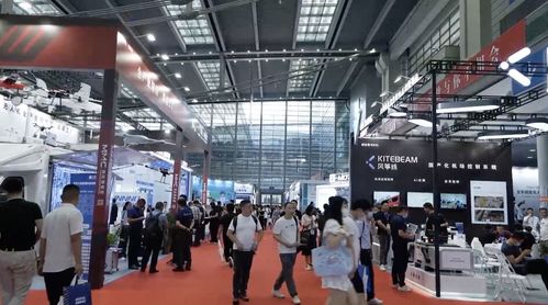 新華全媒 世界無人機大會 3000多架無人機亮相深圳